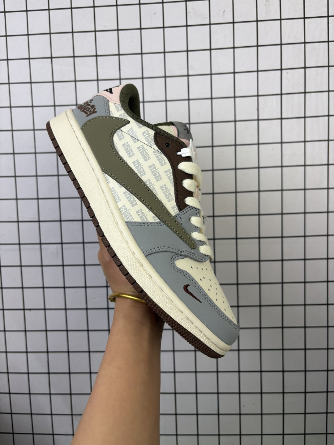 重磅三方联名,「闪电倒钩AJ1」当红嘻哈歌手特拉维斯·斯科特携手藤原浩主理品牌fragment design x Travis Scott x Nike Air Jordan 1 Low OG SP”Black/Green Toe“AJ1乔丹一代经典低帮文化百搭休闲运动篮球鞋， 尺码：36 36.5 37.5 38 3