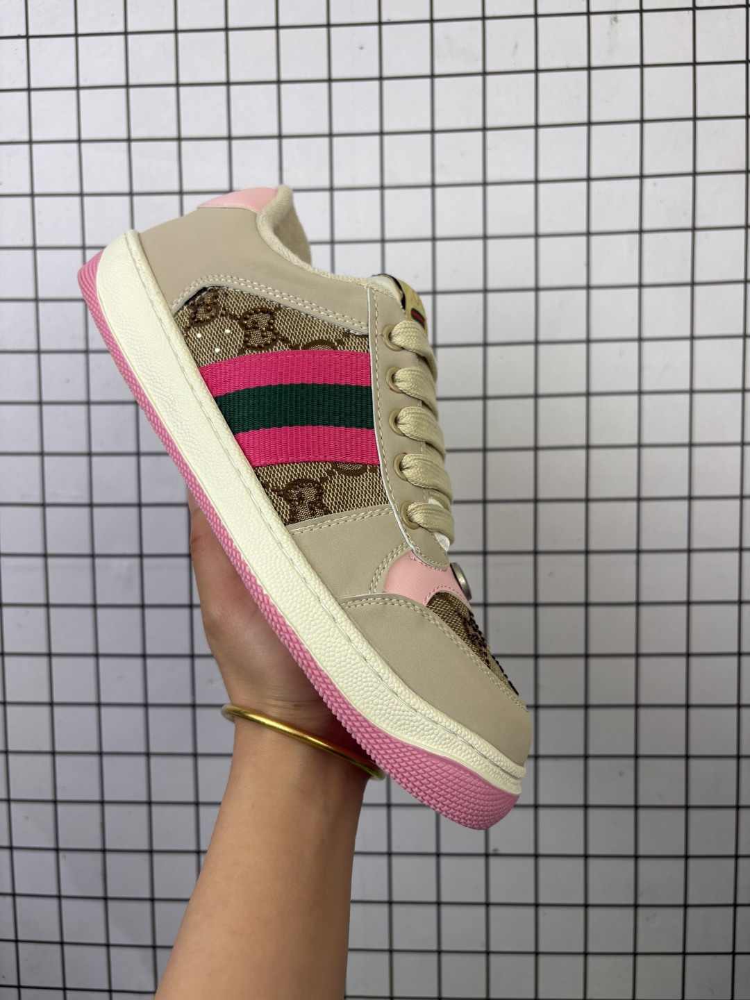 💰140 古驰 Gucci Distressed Screener sneaker 古驰小脏鞋系列 官方同步 经典原型复古百搭做旧小脏板鞋复古学院风 怀旧版 货号:546163 A39G O9085 码数35-40 编码:699