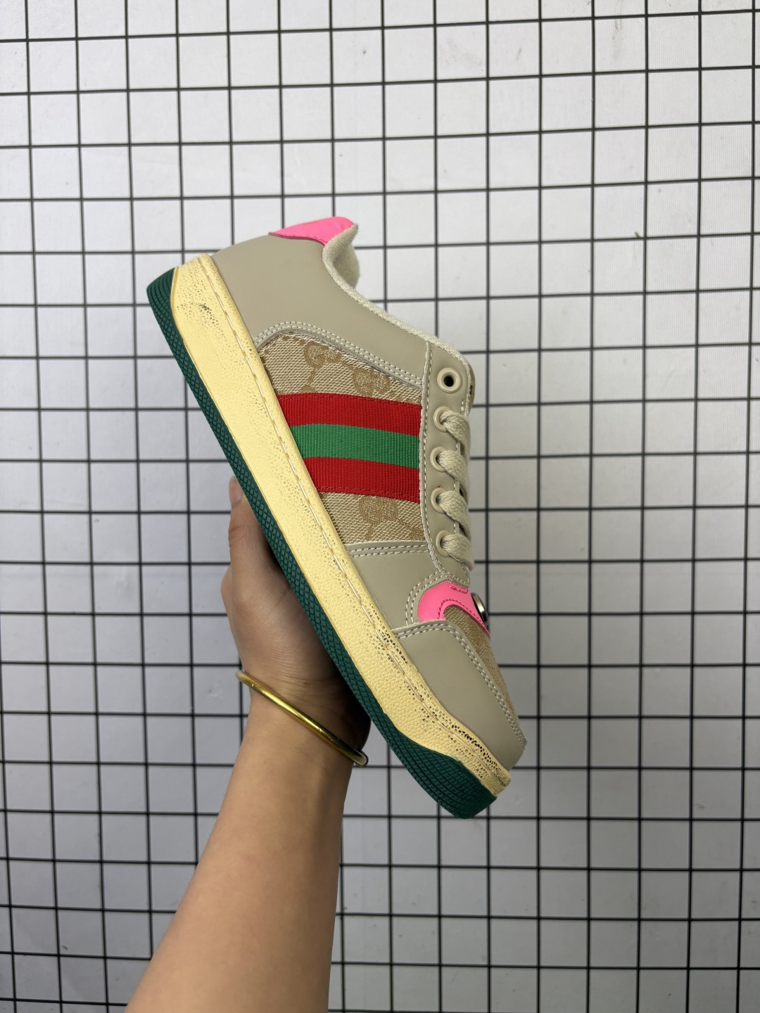 💰90
高奢古驰Gucci Screener GG sneaker经典原型复古百搭做旧老爹板鞋 546163 A39G O9085

码数：35 36 37 38 39 40 41 42 
编码老男H