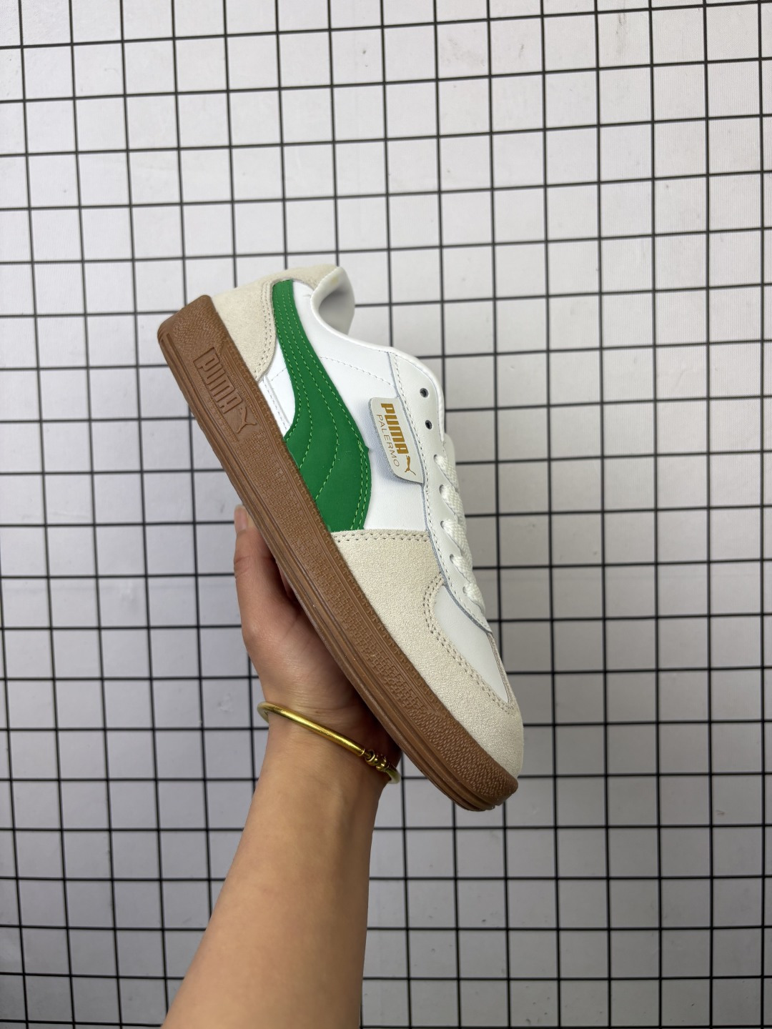 💰100
Puma Palermo Vintage复古单品
彪马 防滑耐磨低帮德训板鞋
货号:396463 06
编码771
36-45