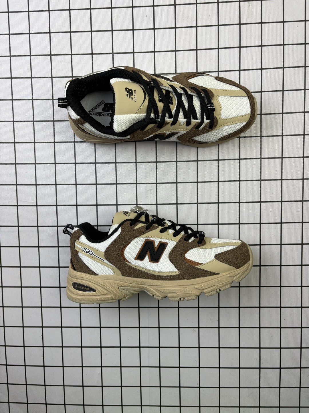 新百伦 NB530 New Balance 530 复跑古鞋NB530这鞋双确实是NB家经复典古款式之一,以全科新技诠释,成打功造530鞋款.鞋面保在持530基本线条和片层构结的同时,采更用 为简洁、流畅设的计语言 货号:MR530VS 编码698