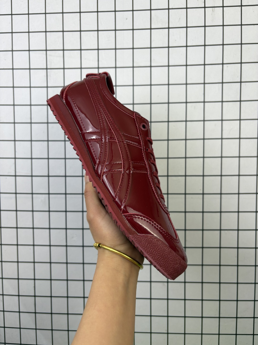 💰120
OnitsukaTiger/鬼塚虎 Mexico 66 SD 低邦休闲跑步鞋 1183C527-600
尺码:36 37 37.5 38 39 39.5 40.5 41.5 42 42.5 43.5 44 44.5 45
编码771