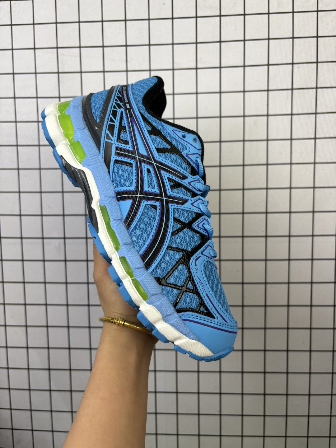 💰150
公司级✅Asics Gel-Kayano 20 亚瑟士 舒适百搭耐磨支撑透气 低帮跑步鞋
货号:1203A388-020
尺码:36 37 37.5 38 39 39.5 40.5 41.5 42 42.5 43.5 44 45 46
编码103