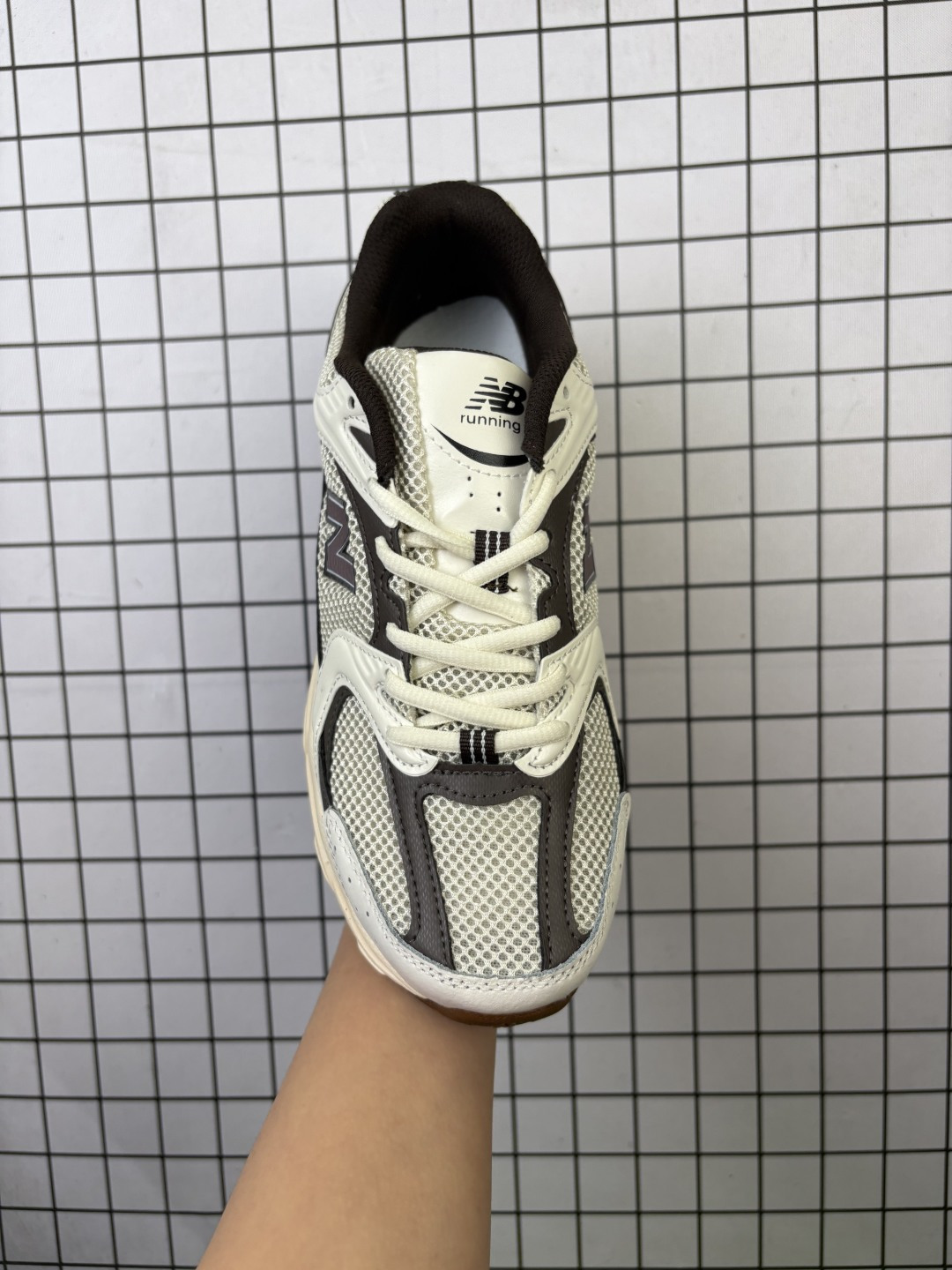 💰95
✅新百伦 NB530 New Balance 530 复跑古鞋NB530这鞋双确实是NB家经复典古款式之一，以全科新技诠释，成打功造530鞋款。鞋面保在持530基本线条和片层构结的同时，采更用
为简洁、流畅设的计语言 
货号：MR530VS
Size ：36 37 37.5 38 38.5 39.5 40 40.5 41.5 42 42.5 43 44 45
编码元