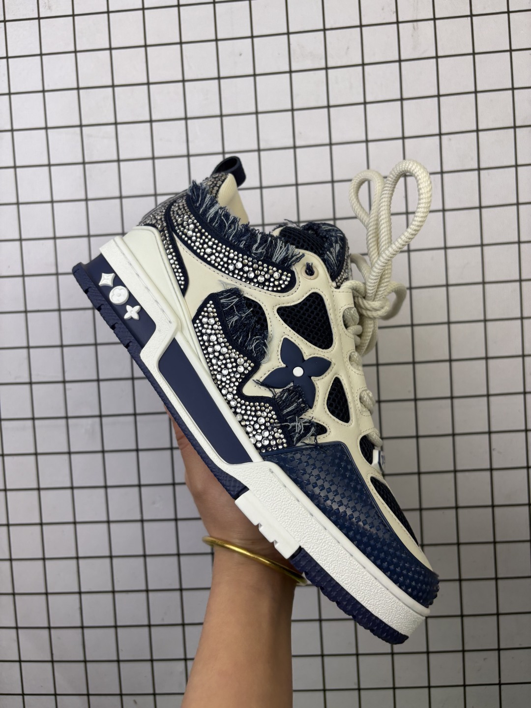💰420
广东原厂Louis Vuitton Trainer Sneaker Low 全新 LV 路易威登 休闲运动文化百搭板鞋 
尺码:40-46
编码694