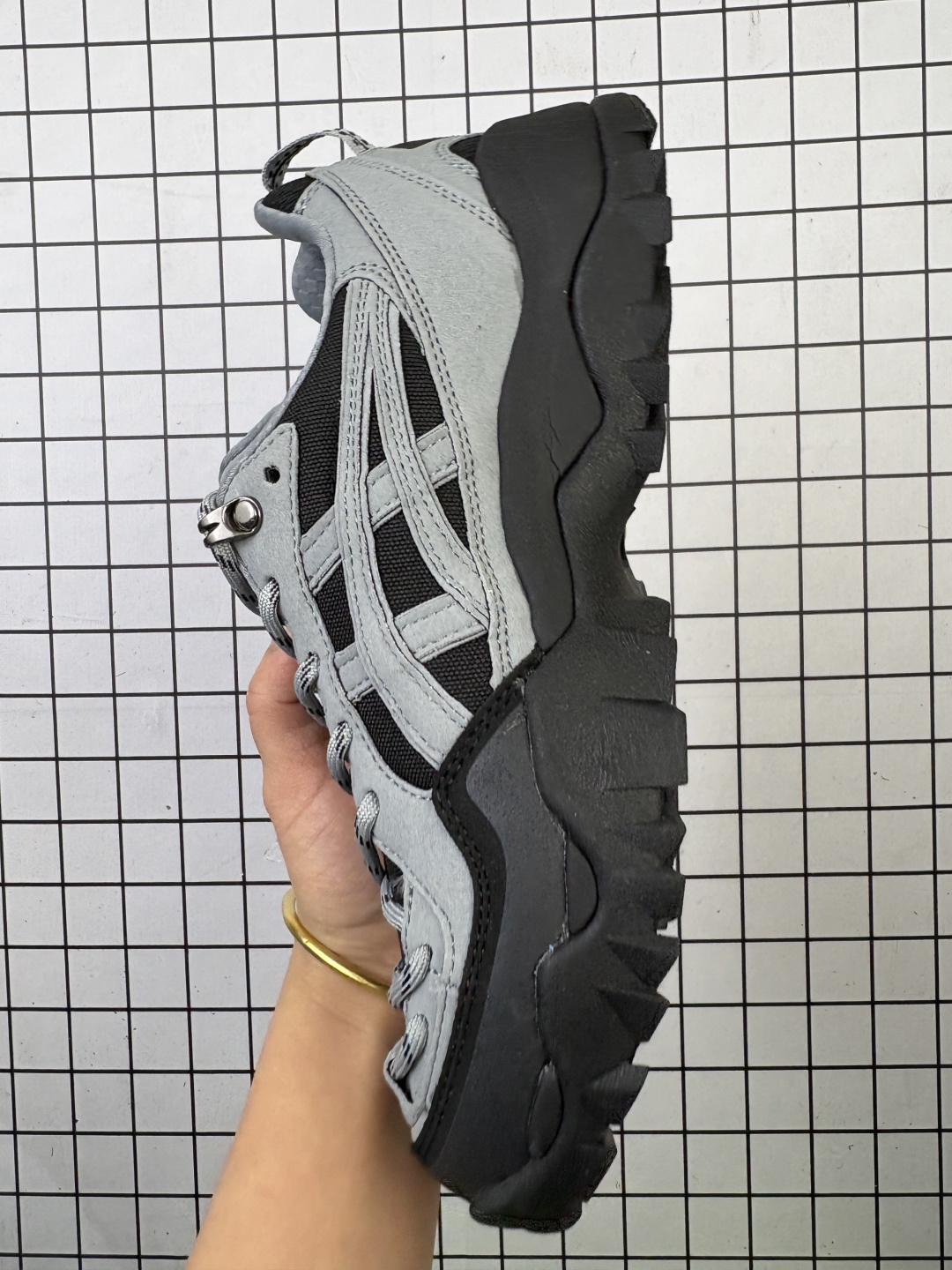 💰150 公司级✅Asics GEL-PICKAX 亚瑟士 登山徒步 户外运动平衡减震 抗冲击支撑 防滑耐磨平衡轻便 户外功能鞋 货号:1203A740-102 尺码:36 37 37.5 38 39 39.5 40.5 41.5 42 42.5 43.5 44 45 编码103