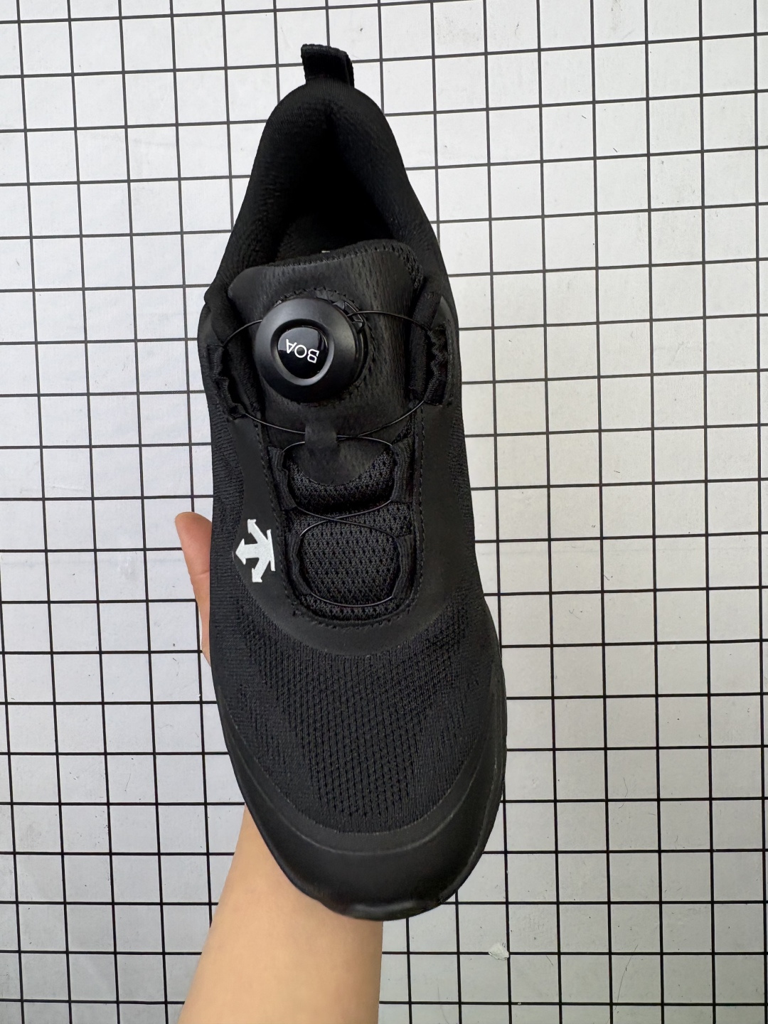 🈴💰240
公司级✅迪桑特DESCENTE PRIMER GTX 都市通勤 GORE-TEX 时尚舒适 防滑耐磨 时尚休闲运动覆盖防水男子越野跑鞋
官方同步上架 适合技术路线单日徒步穿着受到长途野外跑步鞋的启发 适合在变化的地形上进行快速轻快的徒步旅行
穿着舒适而有支撑性 使您充满信心 该设计与脚部融为一体 可最大限度地减少摩擦
货号:D3432LCR23
尺码:36 36.5 37.5 38 38.5 39 40 40.5 41 42 42.5 43 44 45
编码大Y