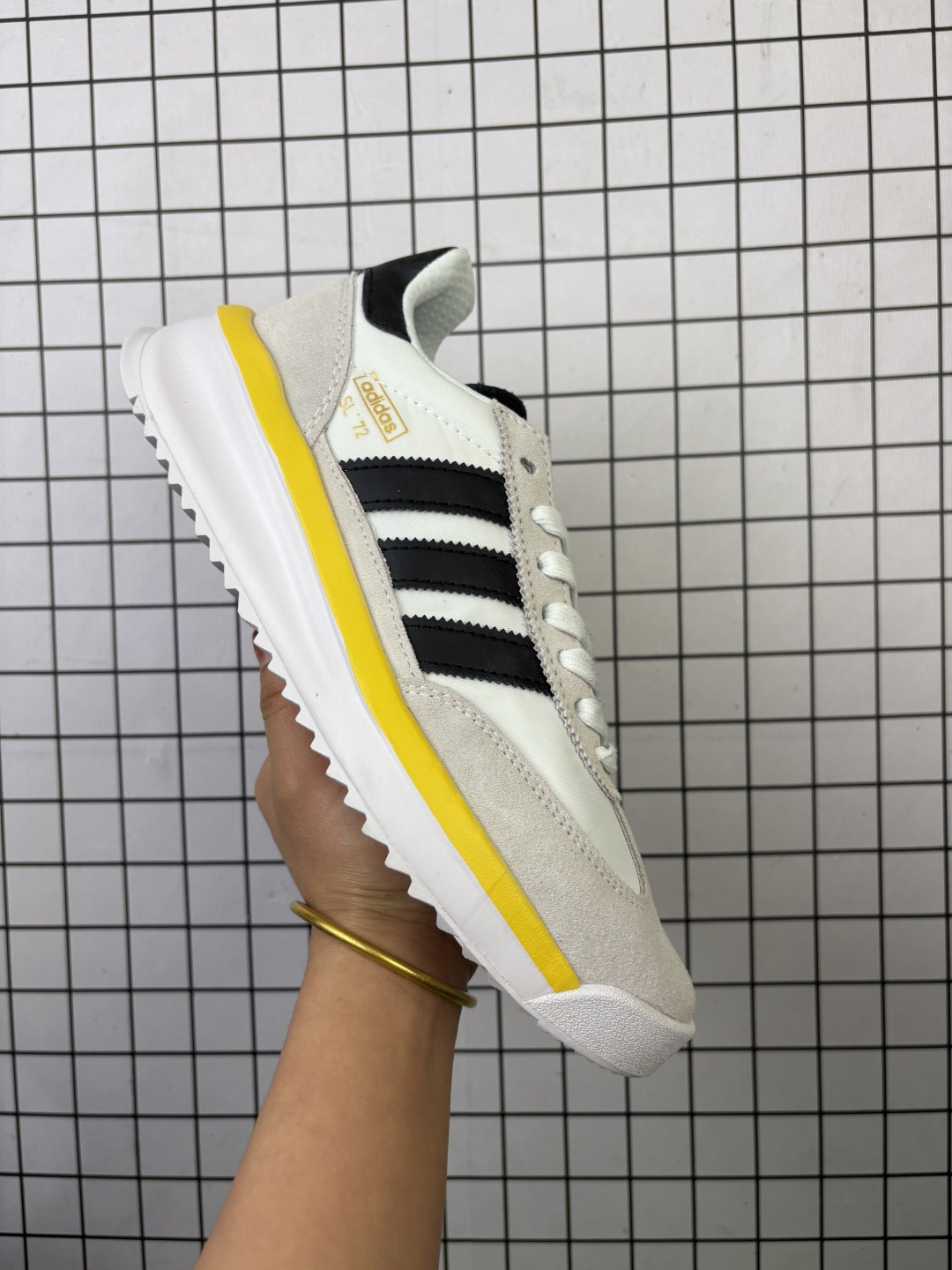 💰120 ✅阿迪达斯Adidas SL 72 RTN三叶草复古休闲跑步鞋休闲运动鞋 货号:ID1031 尺码:40 40.5 41 42 42.5 43 44 45 编码698