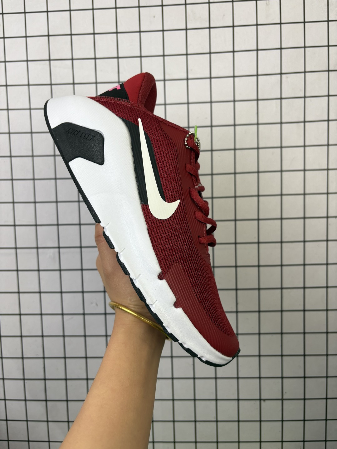 耐克 NIKE FLEX TRAINER 针织透气网面超轻运动慢跑鞋 货号:HV9972 109 编码小X