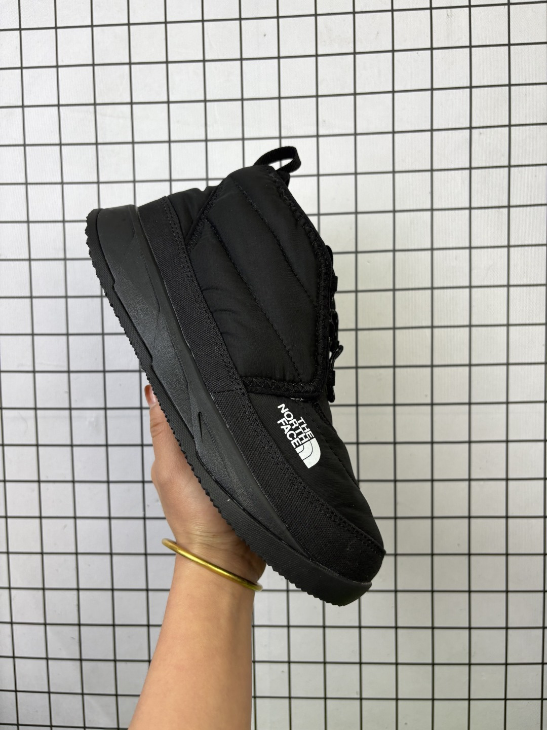 北面THE NORTH FACE Nuptse 耐磨 舒适柔软 短筒 雪地靴 男款 灰色 编码688 ize