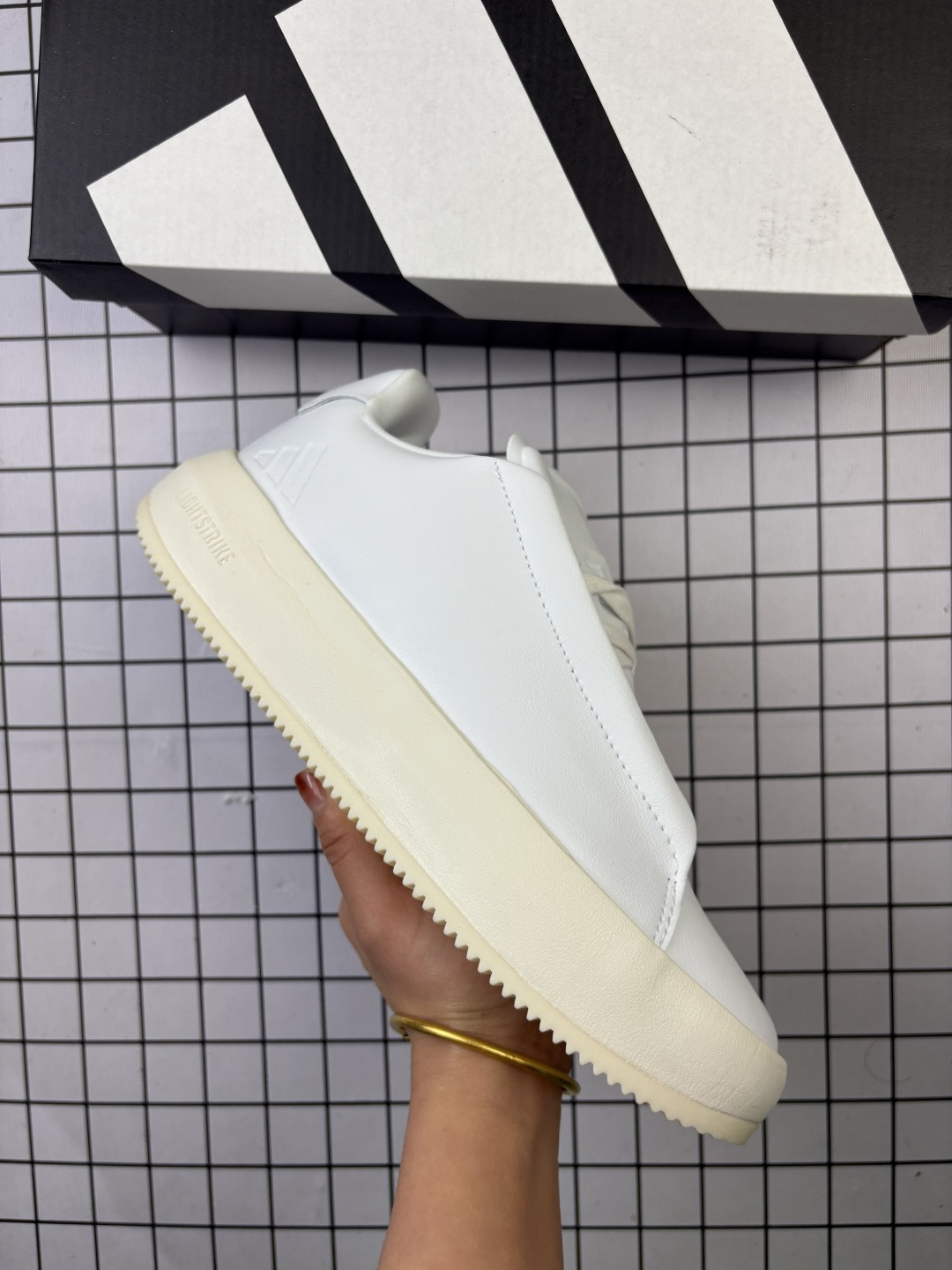 🈴💰140 真标带半码 Adidas/阿迪达斯ACESMASH男士轻便经典厚底休闲鞋JQ2301 尺码36-45 编码699