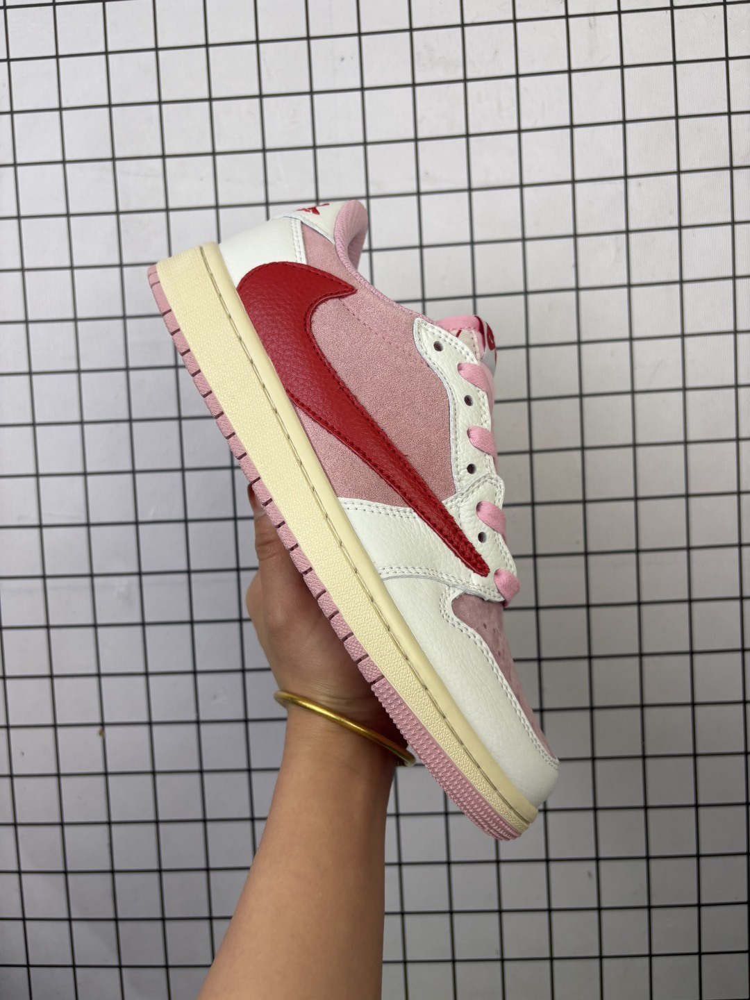 💰90
真标✅Nike Air Jordan 1 x Travis Scott AJ1倒勾 乔一倒钩 耐克 低帮文化篮球鞋
货号:DM7866-100
尺码:36 36.5 37.5 38 38.5 39 40 40.5 41 42 42.5 43 44 45 46
编码给L