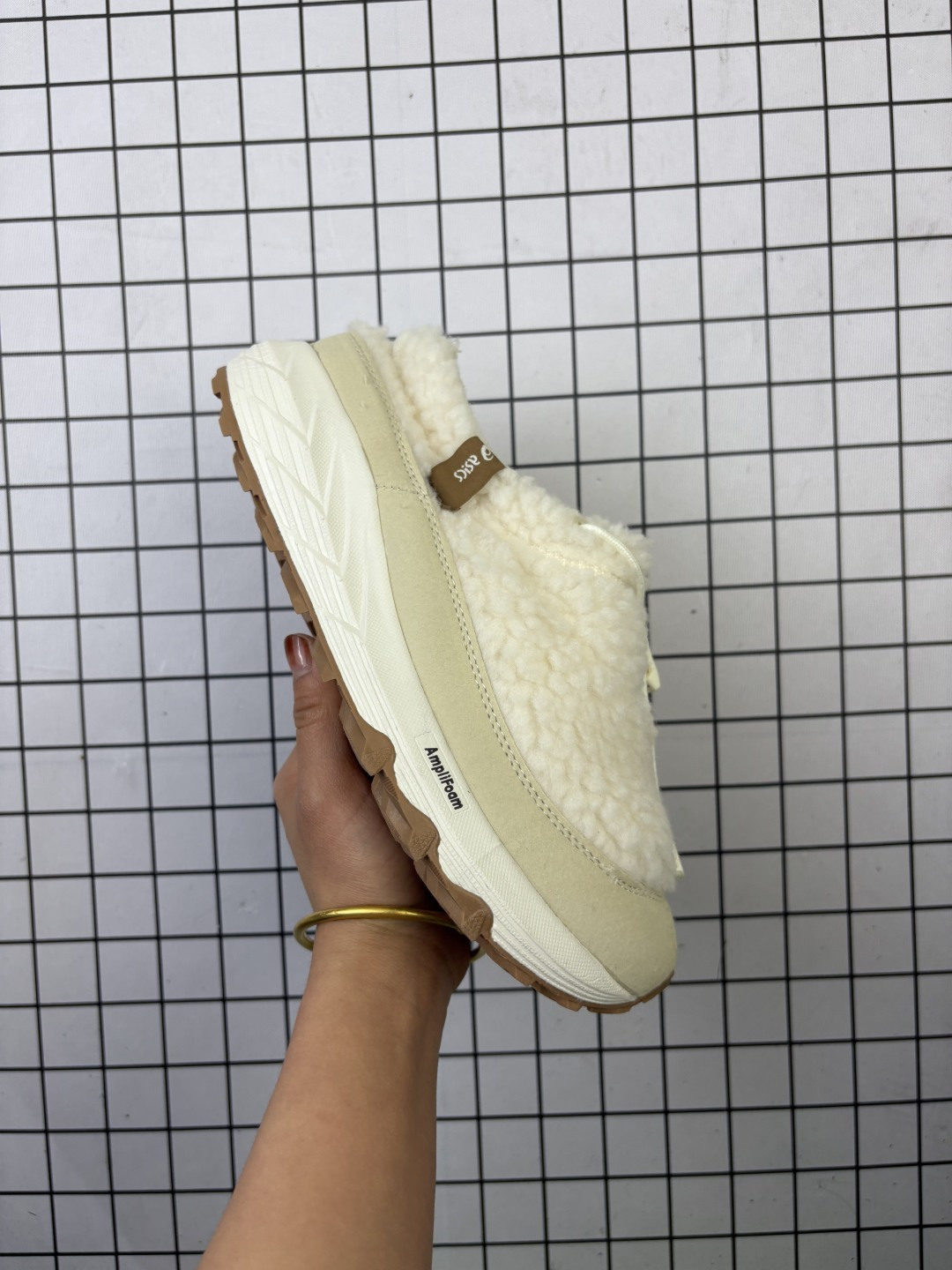 公司级✅Asics Gel-Sonoma WT 亚瑟士 泰迪毛毛拖 时尚复古 一脚蹬减震 保暖休闲鞋 货号:1203B036-200 编码103