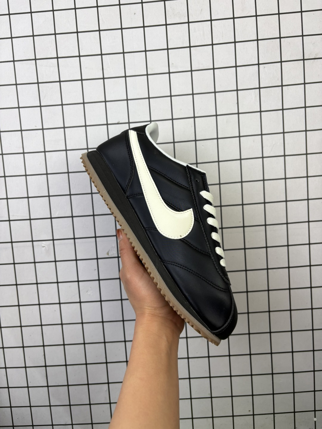 💰110
公司级✅Nike Classic Cortez 耐克经典轻便舒适男子阿甘鞋休闲跑步鞋运动鞋
纯粹而执着的精神 使得Cortez种在了一代人的心里 无论是否喜欢它复古的鞋型
货号:IM4843-010
尺码:36 36.5 37.5 38 38.5 39 40 40.5 41 42 42.5 43 44 45
编码103