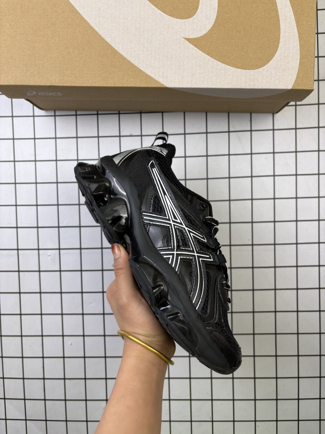 公司级✅Asics GEL-Quantum Kinetic 亚瑟士 量子系列硅胶回弹休闲运动跑步鞋 原数据开发全掌 硅胶缓震中底 采用透气网布拼接皮革鞋面 货号:1203A270-201 编码老男H
