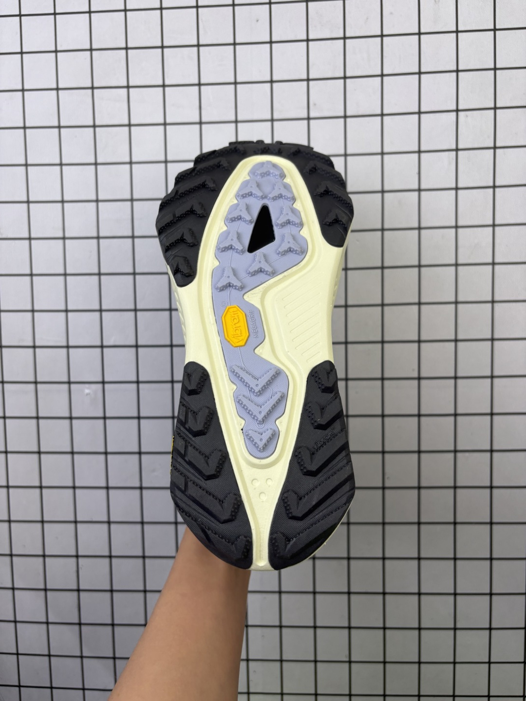 💰160
公司级✅Nike ACG Zegama Trail 2运动户外百搭 织物减震防滑透气 耐克 低帮 越野跑步鞋
货号:HV8113-400
尺码:36 36.5 37.5 38 38.5 39 40 40.5 41 42 42.5 43 44 45
编码688