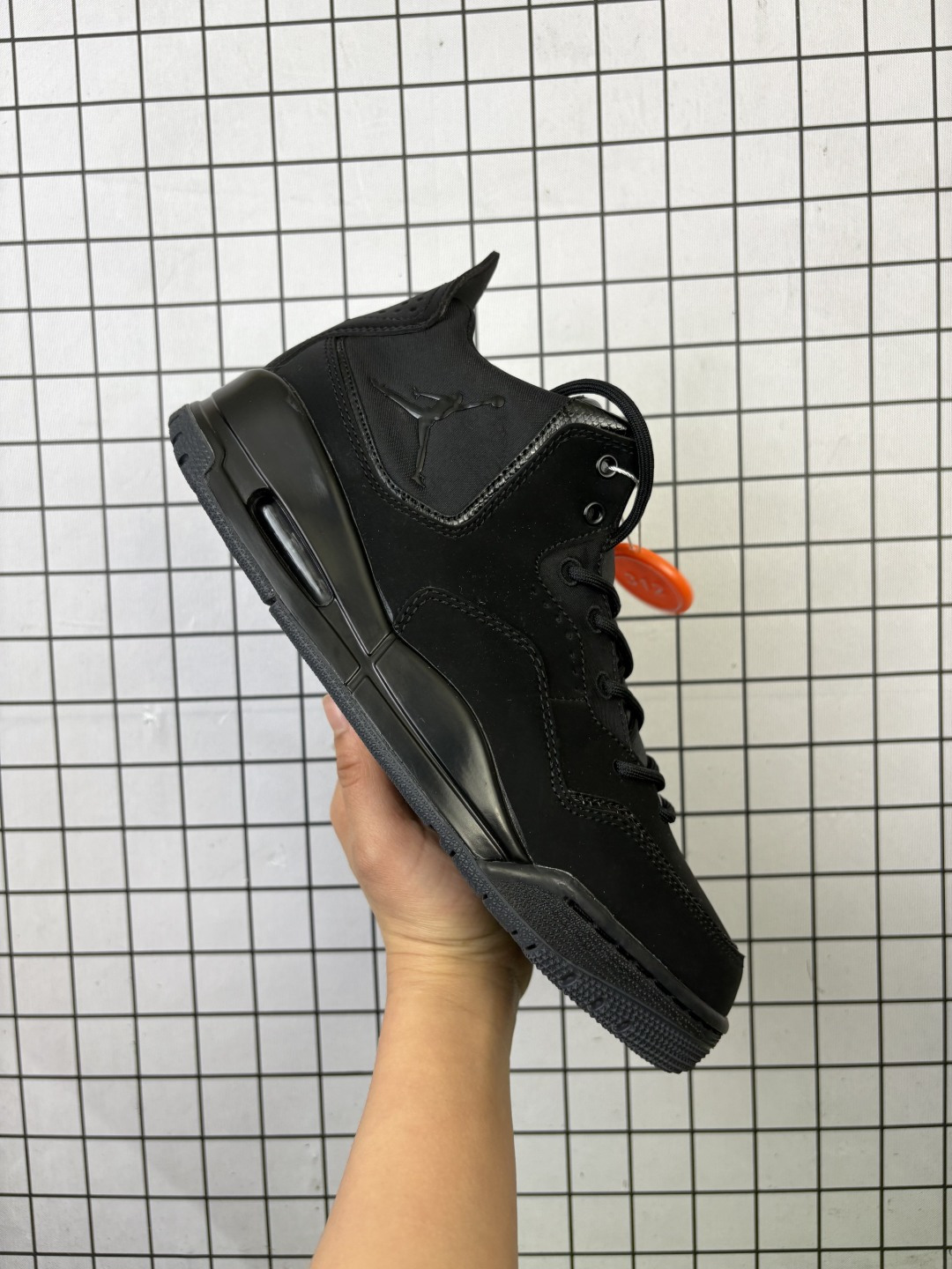 💰160
公司级✅Nike Air Jordan Courtside 23 耐克迈克尔·乔丹AJ3代简版中帮复古休闲运动文化篮球鞋
货号:AR1000-001
尺码:36 36.5 37.5 38 38.5 39 40 40.5 41 42 42.5 43 44 45 46
编码757