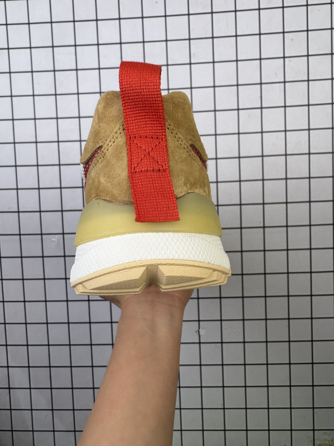 💰280
公司级：联乘艺术家-艺术家汤姆·萨克斯Tom Sachs x Nike Craft Mars Yard TS NASA 2.0宇航员神游太空百搭休闲运动透气慢跑鞋” 
货号:IF2885-100
尺码:36-45半
编码755