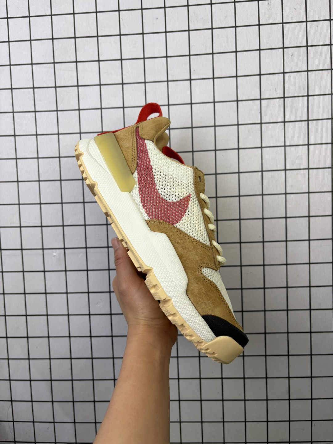 💰280
公司级：联乘艺术家-艺术家汤姆·萨克斯Tom Sachs x Nike Craft Mars Yard TS NASA 2.0宇航员神游太空百搭休闲运动透气慢跑鞋” 
货号:IF2885-100
尺码:36-45半
编码755