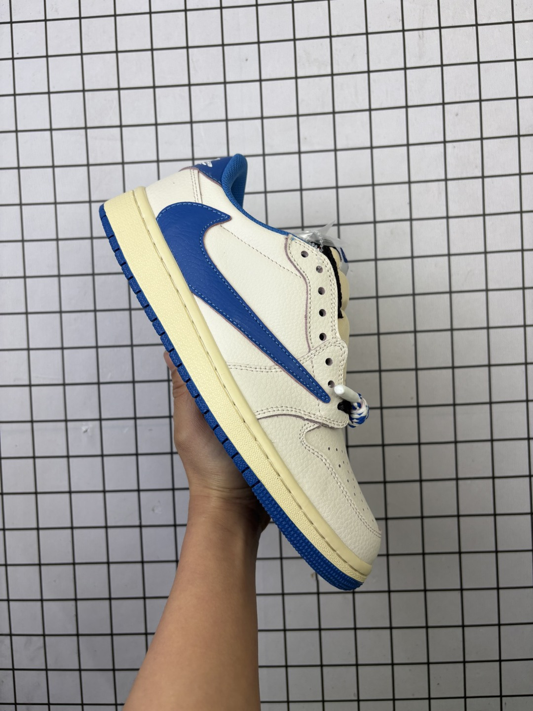 💰105
真标✅Nike Air Jordan 1 x Travis Scott AJ1倒勾 乔一倒钩 耐克 低帮文化篮球鞋
货号:DM7866-106
尺码:36-45
编码旭