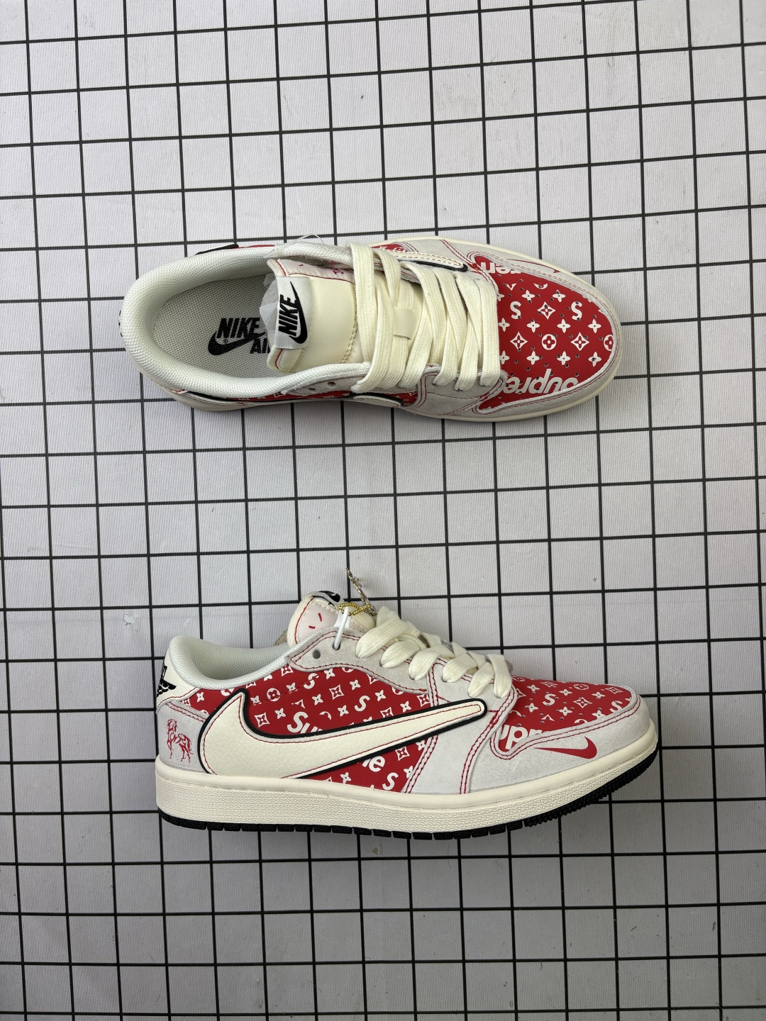 💰270
公司级✅Nike Air Jordan 1 x Travis Scott AJ1倒勾 乔一倒钩 &lsquo;DIY&rsquo;定制 耐克 低帮文化篮球鞋
完美品质出货 细节如图所示  鞋面切割工整  冲孔整齐干净 中底拉帮线 整体清洁度非常好
货号:JP2056-113
尺码:36 36.5 37.5 38 38.5 39 40 40.5 41 42 42.5 43 44 45
编码金