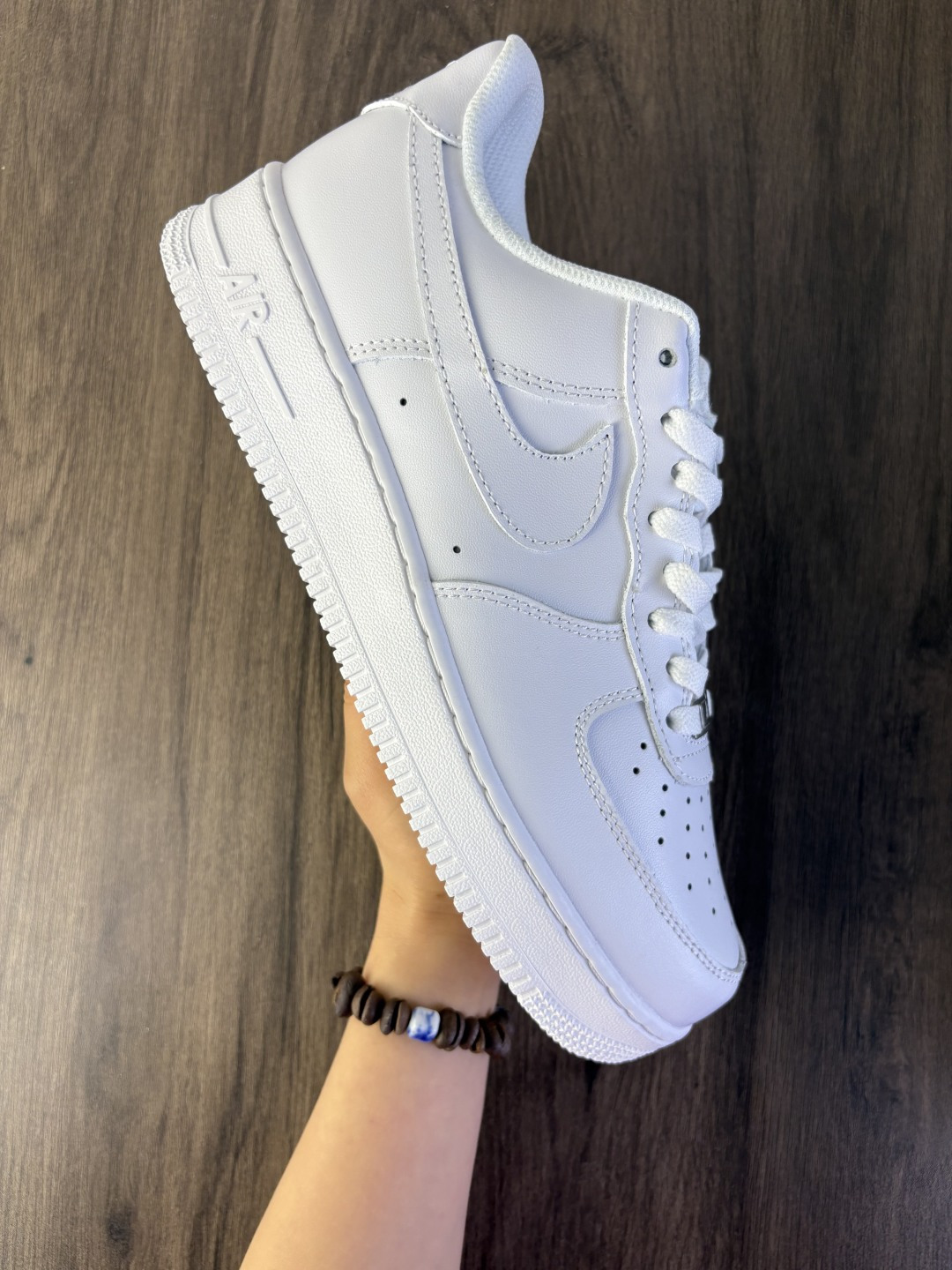 耐克 NIKE AIR FORCE 1‘07 LV 原楦头原纸板 打造纯正低帮空军版型 专注外贸渠道 全掌内置蜂窝气垫 原盒配件 原厂中底钢印、拉帮完美 货号:CW2288-111 带半码 编码704