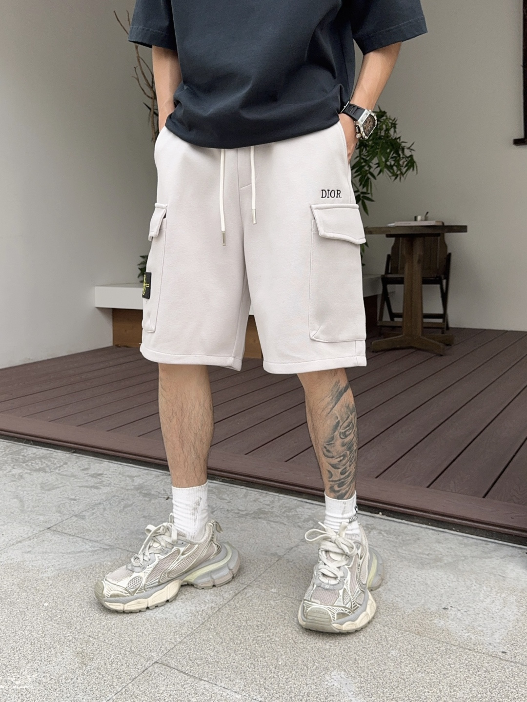 NO:775333,Dior's three-standard complete 2026 summer new men's casual shorts, advanced custom-made breathable fabrics, extremely breathable, elastic and comfortable, impeccable details, top-grade accessories, original logo design concept, delicate and soft feel!  The upper body fit is awesome!  For sizes M-XXXL, please state your height and weight when ordering, dior, shorts,19860909迪奥三标齐全 2026夏季新款男士休闲短裤,高级定制面料透气面料 透气弹力舒适度极高,细节无可挑剔,顶级辅料配备,原版logo设计理念,手感细腻柔软！上身版型超赞！尺码M-XXXL下单报身高体重,,dior,shorts,,Men's clothing