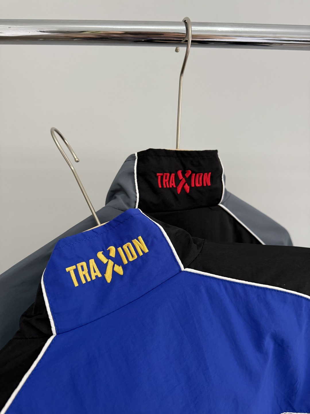 Adidas  夹克外套服装,男,女 5