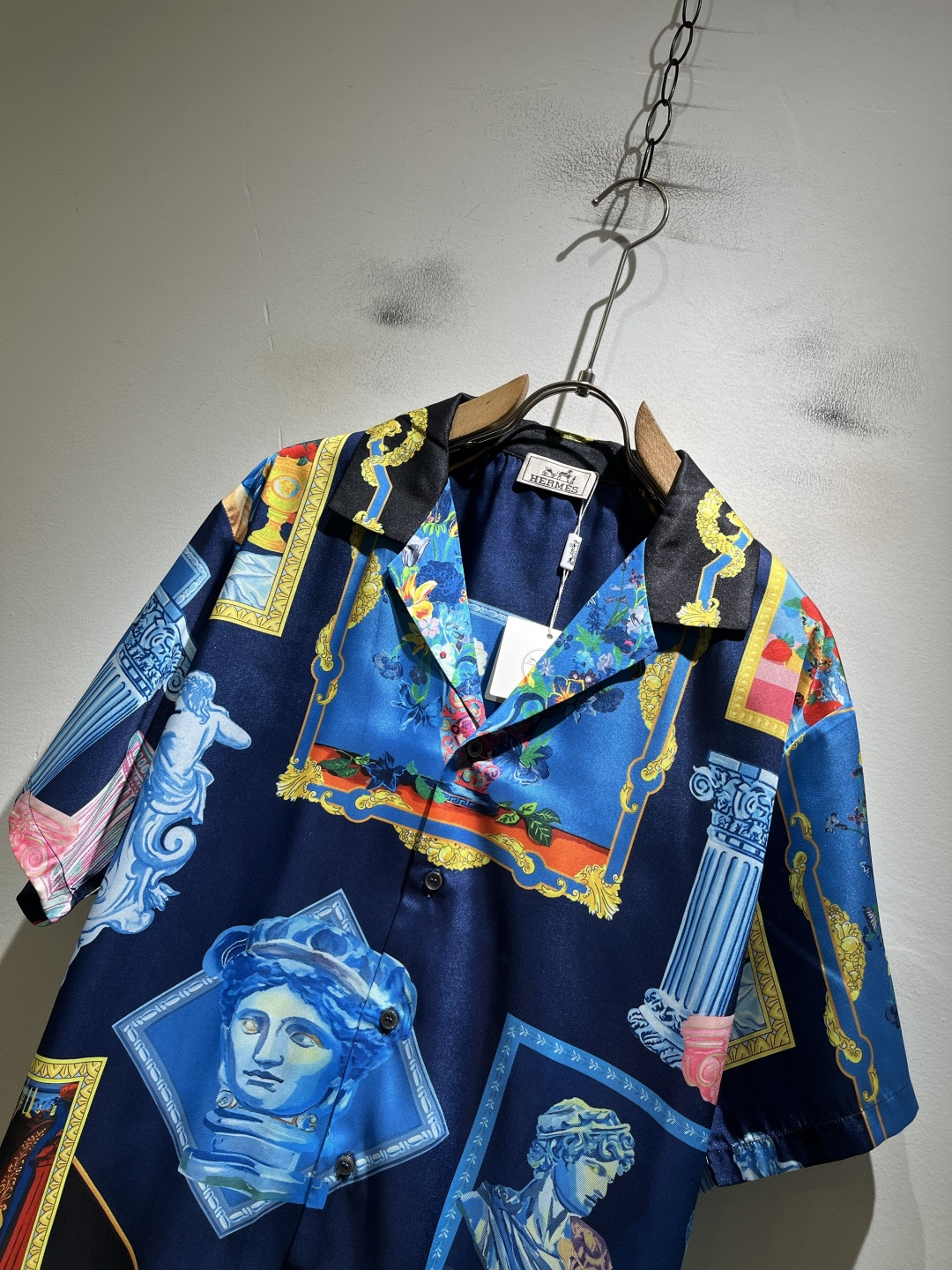 VERS*CE/范*哲  2026春夏新品原单长袖衬衣，VERS*CE/范*哲  贸易公司渠道 产品 值的推荐 ，全景印