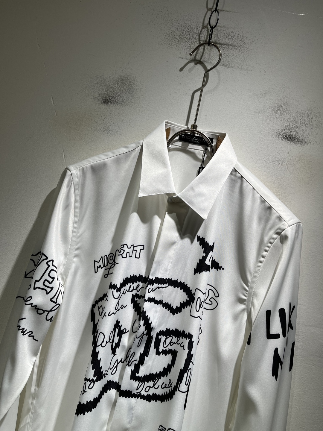 Dolce&Gabba*a 杜嘉*纳2026春夏新款男女同款👫衬衣，专柜同步发售！定制专属丝绸棉面料，胸