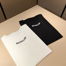 Moncler蒙家 2026春夏最新男女同款👫贸易订单短袖T恤,全品相!!网红款!采用logo图案压胶设 Moncler蒙家 2026春夏最新男女同款👫贸易订单短袖T恤,全品相!!网红款!采用logo图案压胶设