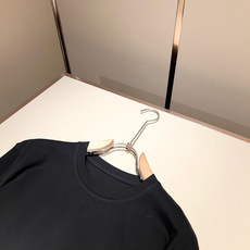 Moncler蒙家 2026春夏最新男女同款👫贸易订单短袖T恤,全品相!!网红款!采用logo图案压胶设 Moncler蒙家 2026春夏最新男女同款👫贸易订单短袖T恤,全品相!!网红款!采用logo图案压胶设