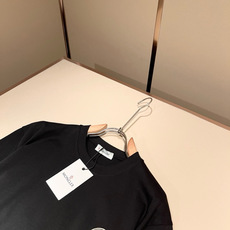Moncler蒙家 2026春夏最新男女同款👫贸易订单短袖T恤,全品相!!网红款!采用logo图案压胶设 Moncler蒙家 2026春夏最新男女同款👫贸易订单短袖T恤,全品相!!网红款!采用logo图案压胶设