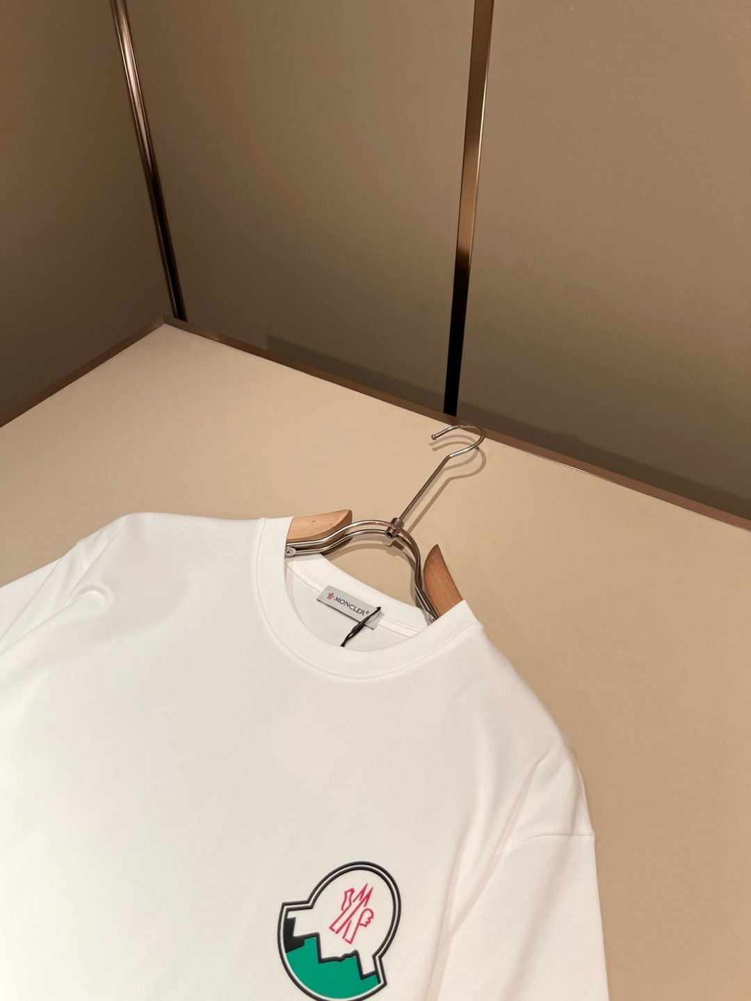 Moncler蒙家 2026春夏最新男女同款👫贸易订单短袖T恤，全品相！！网红款！采用logo图案压胶设