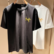ARCTER*X始*祖鸟 2026春夏新款男女同款👫短袖T恤户外品牌可能大家第一想到的就是加拿大鹅、始祖 ARCTER*X始*祖鸟 2026春夏新款男女同款👫短袖T恤户外品牌可能大家第一想到的就是加拿大鹅、始祖