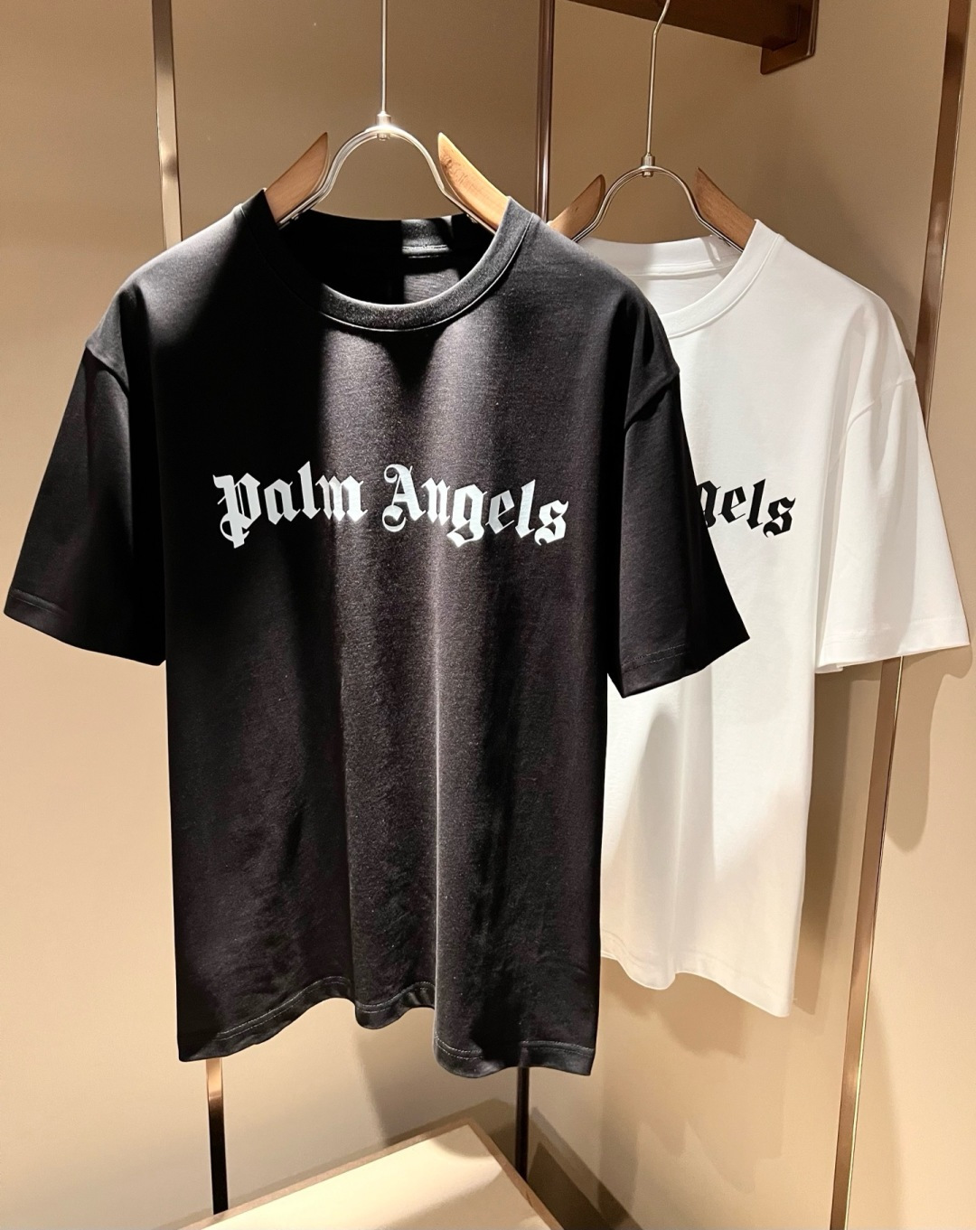棕榈天使  Palm Angels  2026春夏最新男女同款👫贸易订单短袖T恤，全品相！！网红款！采用