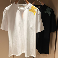 BURBER*Y巴*莉2026春夏新品男女同款👫短袖T恤,重磅来袭,最近比较火热的环保纯棉面料制作而成, BURBER*Y巴*莉2026春夏新品男女同款👫短袖T恤,重磅来袭,最近比较火热的环保纯棉面料制作而成,