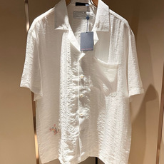 Louis Vuit*on 路易*登 2026春夏新款轻奢男女同款👫衬衣,路易家族的新高端,细节品质永远 Louis Vuit*on 路易*登 2026春夏新款轻奢男女同款👫衬衣,路易家族的新高端,细节品质永远