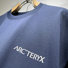 ARCTER*X始*祖鸟 2026春夏新款男女同款👫短袖T恤户外品牌可能大家第一想到的就是加拿大鹅、始祖 ARCTER*X始*祖鸟 2026春夏新款男女同款👫短袖T恤户外品牌可能大家第一想到的就是加拿大鹅、始祖