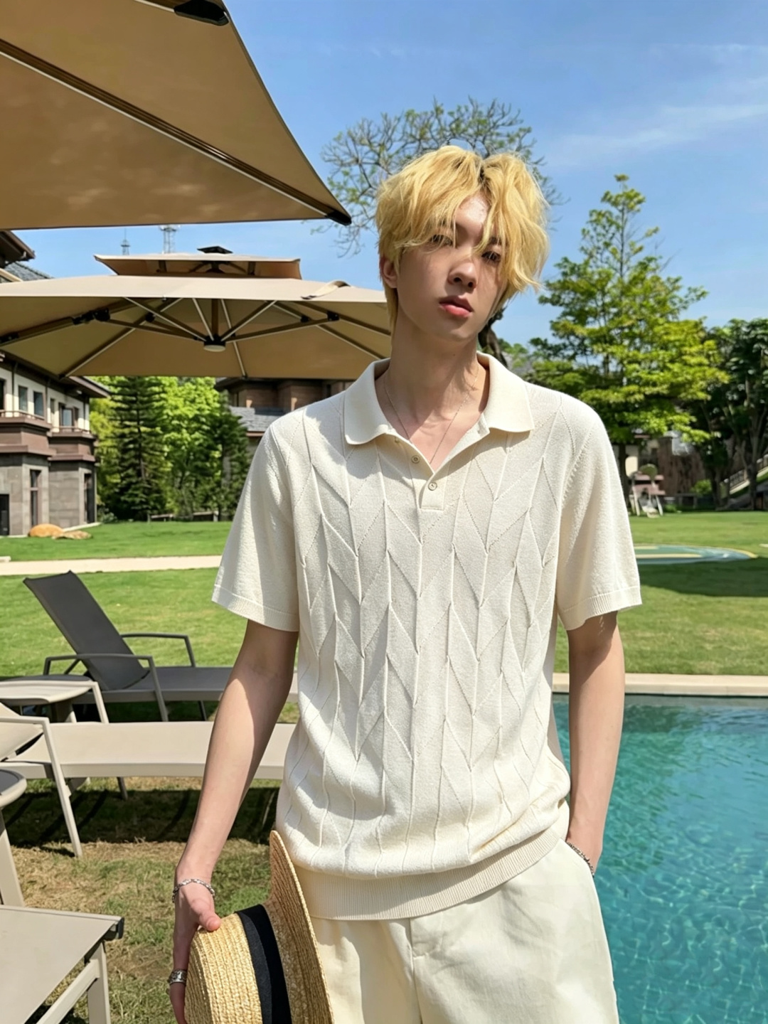 Loro Piana诺悠翩雅 2026春夏男士最新的贸易订单伊力特针织翻领短袖T恤，全品相！！上身舒适透