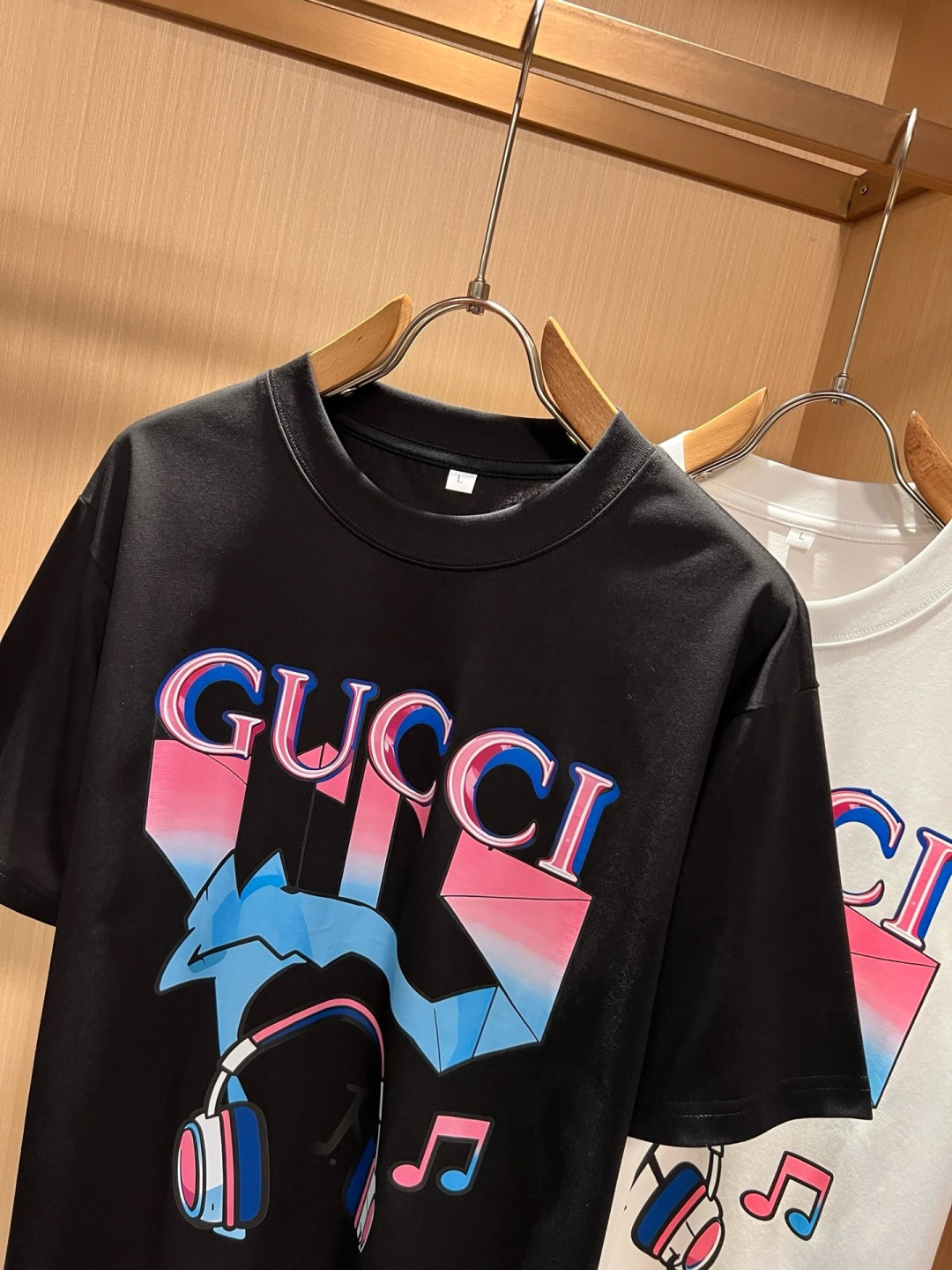 Gucc*古家 2026春夏新款男女同情侣款👫休闲宽松棉质圆领短袖T恤衫！贸易公司渠道稀出，同步官网发售