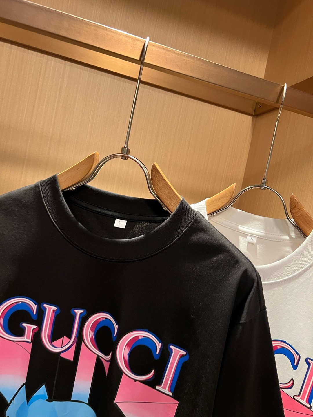 Gucc*古家 2026春夏新款男女同情侣款👫休闲宽松棉质圆领短袖T恤衫！贸易公司渠道稀出，同步官网发售
