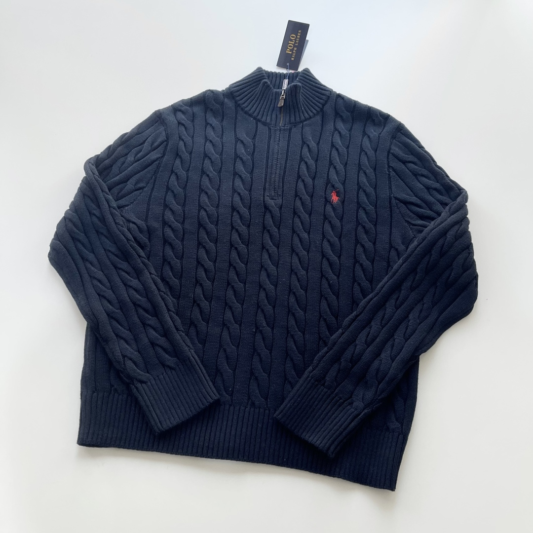 NO:723427,Raff half-zip cable sweater, size S-M-L-XL, same style for men and women, gray/apricot/blue, overall weight is about 360GSM, 100% cotton heavy sweater, crisp, the yarn is made of combed long-staple cotton. The embroidery uses Behringer machine imported from Japan. The pattern is consistent with the original, and the polo logo is perfectly engraved. The knitting process uses imported Stoll looms, and the cable weaving process perfectly reproduces the three-dimensional sense of the original. Men's clothing, sweaters,19860909拉夫半拉链绞花毛衣 码数S-M-L-XL 男女同款 灰/杏/蓝 整体克重360GSM左右,全棉重磅毛衣,挺括, 毛纱采用精梳长绒棉 刺绣采用日本进口百灵达机台,和原版一致的花稿,完美复刻马球logo 编织工艺采用进口的斯托尔织机,绞花工艺完美复刻原版的立体感,男装,sweaters,,Women's clothing