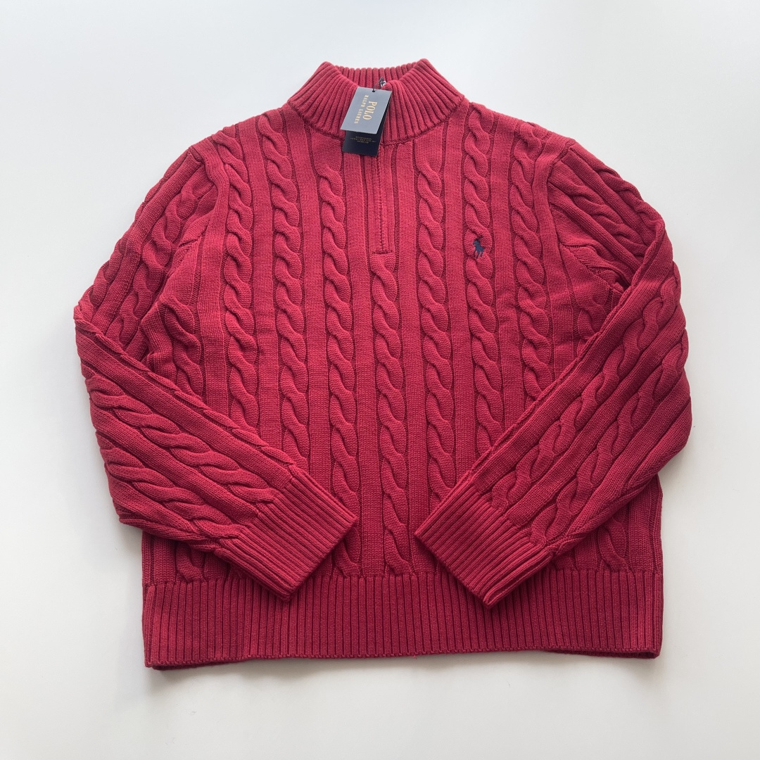 NO:723432,Raff half-zip cable sweater, size S-M-L-XL, same style for men and women, gray/apricot/blue/brown/red, overall weight is about 360GSM, heavy cotton sweater, crisp, wool yarn is combed long-staple cotton. Embroidery uses Behringer machine imported from Japan, same pattern as the original, perfectly replicating the polo logo. The knitting process uses imported Stoll looms, and the cable weaving process perfectly replicates the three-dimensional sense of the original. Men's clothing, sweaters,19860909拉夫半拉链绞花毛衣 码数S-M-L-XL 男女同款 灰/杏/蓝/棕色/红 整体克重360GSM左右,全棉重磅毛衣,挺括, 毛纱采用精梳长绒棉 刺绣采用日本进口百灵达机台,和原版一致的花稿,完美复刻马球logo 编织工艺采用进口的斯托尔织机,绞花工艺完美复刻原版的立体感,男装,sweaters,,Women's clothing