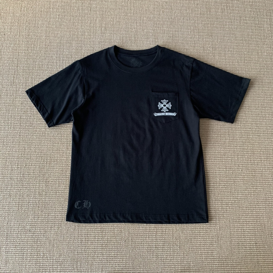NO:827845,Chrome Hearts black sword short-sleeved T-shirt 220g combed cotton screen printing normal version same style for men and women smlxl code ready in stock, Chrome Hearts-clothing, chrome hearts, chrome hearts, T-shirt, tees, t-shirt,19860909Chrome Hearts黑宝剑短袖T恤 220克精梳棉 丝网印花 正常版型 男女同款 smlxl码 现货,克罗心-服装,chrome hearts,chrome hearts,T-shirt,tees，t-shirt,,Women's clothing