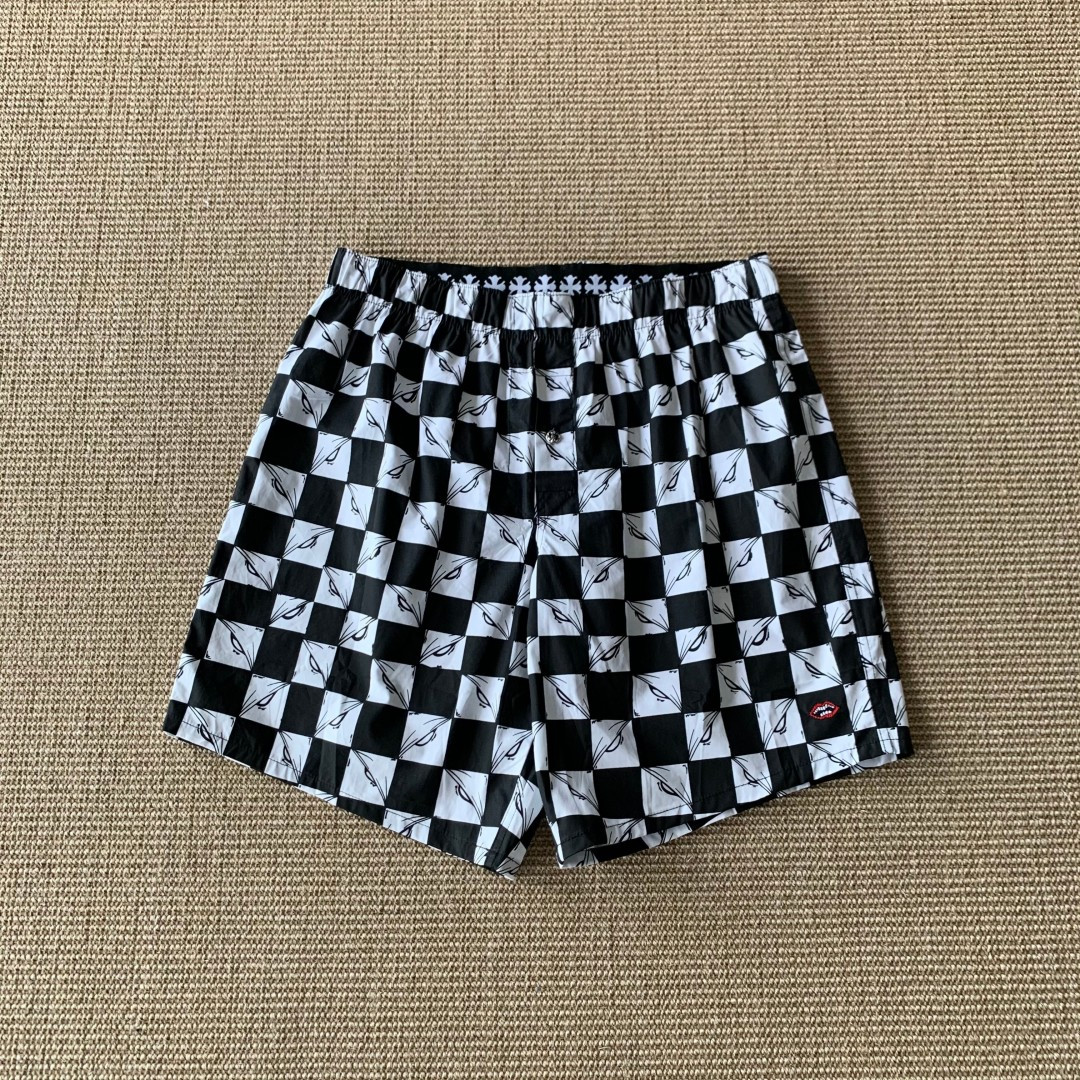 NO:862471,Chrome Hearts Thousand Eyes Beach Shorts / Can be worn at home or travel Customized fabric Silver-plated Scout Flower Embroidered style Customized jacquard elastic waistband SMLXL code Ready in stock, Chrome Hearts-clothing, chrome hearts, chrome hearts, shorts,19860909Chrome Hearts 克罗心千眼沙滩短裤 /可以居家穿 可以旅行穿 定制面料 镀银童军花 刺绣款 定制提花弹力腰头 smlxl码 现货,克罗心-服装,chrome hearts,chrome hearts,shorts,,Women's clothing
