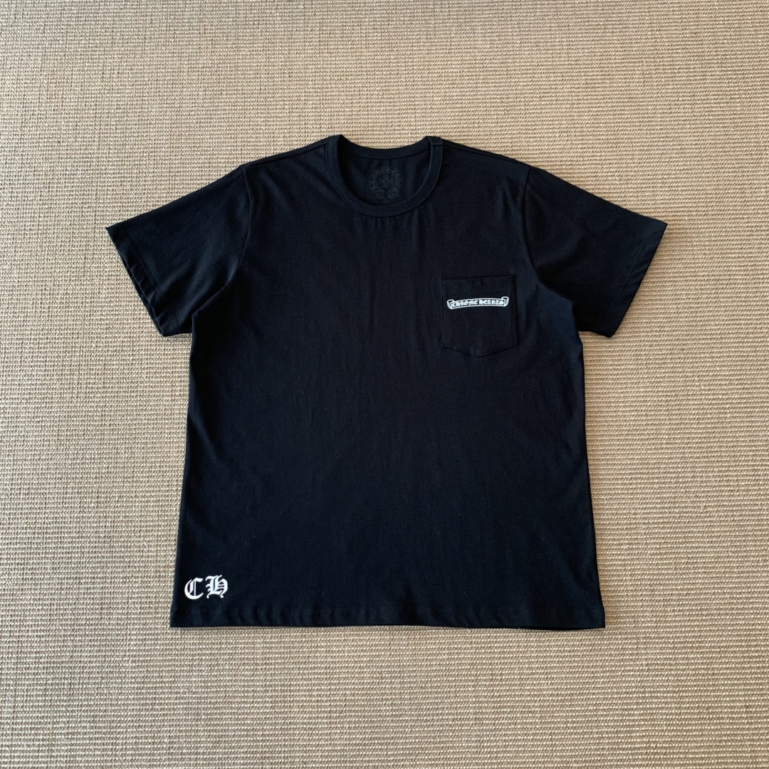 NO:886202,Chrome Hearts Chrome Hearts flame dark pattern short-sleeved T-shirt, 40S count of dense cotton, original exact printing, same style for men and women, SML19860909Chrome Hearts克罗心火焰暗纹短袖T恤 40S支紧密精棉 原版完全一致印花 男女同款 SMLXL码 现货,克罗心-服装,chrome hearts,chrome hearts,T-shirt,tees，t-shirt,,Women's clothing