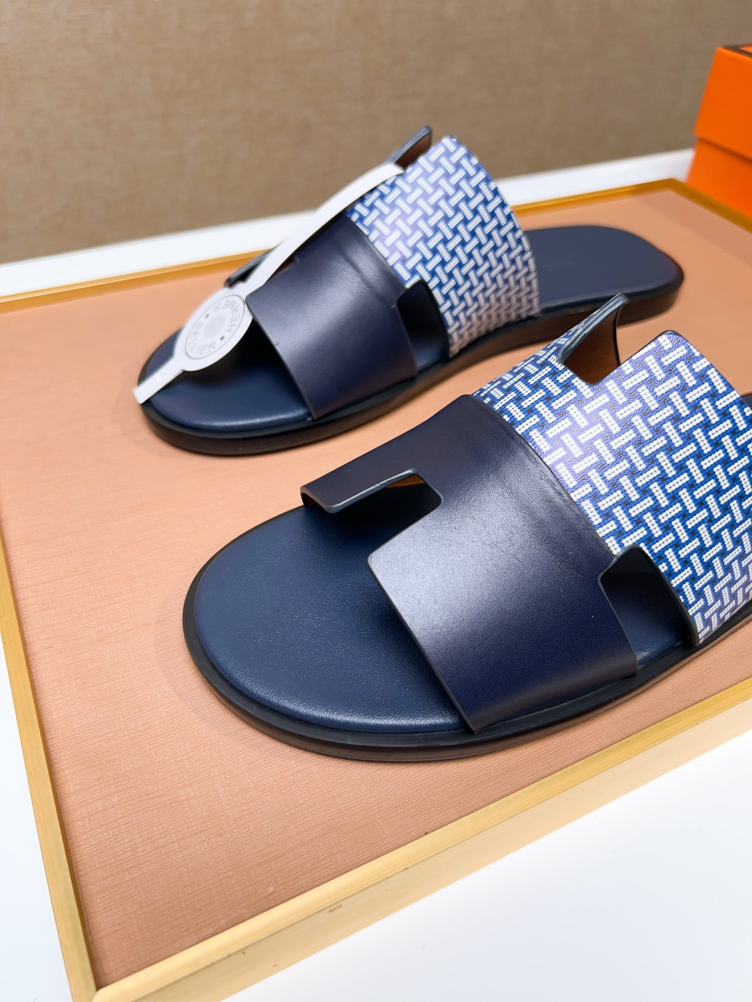 Hermes Style Leather Men's Shoes Lookbook Reference image 2