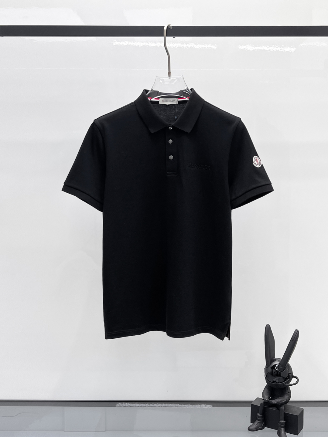 NO:127391,The masked Xinjiang long velvet cotton fabric is soft, comfortable and breathable 2025 summer limited short-sleeved Polo series -,,Moncler,T-shirt,alexander wang19860909蒙口 新疆长绒棉 面料柔软舒适透气 2025 夏季 限量款短袖Polo系列 -,,Moncler,T-shirt,alexander wang,Men's clothing