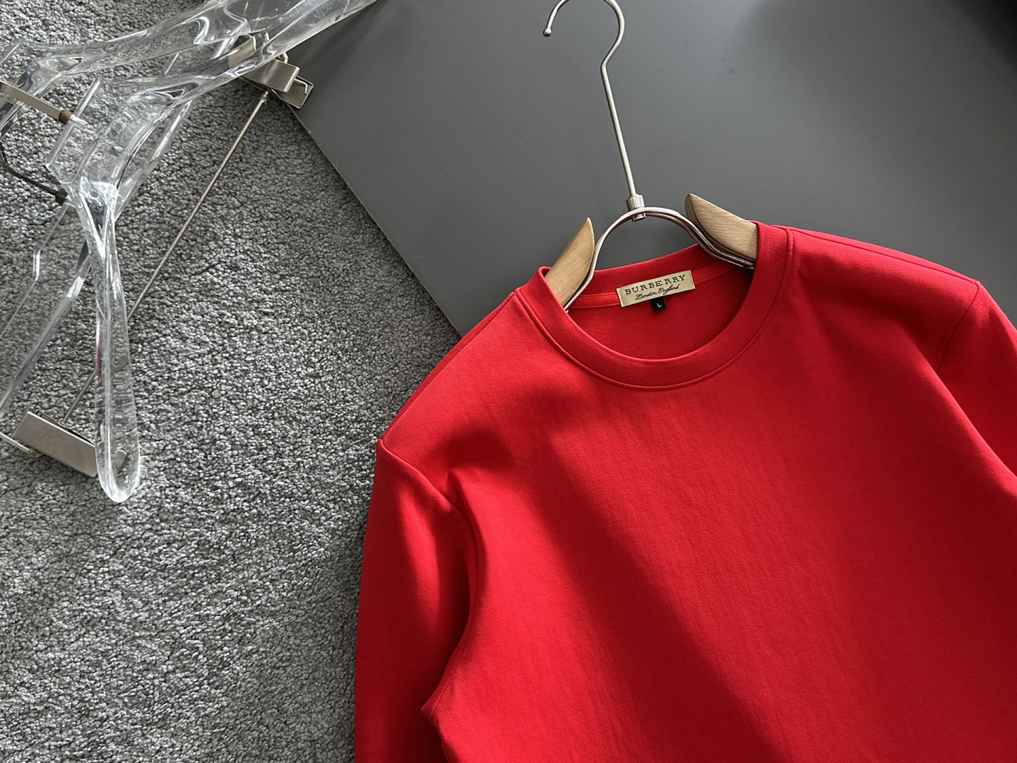 🌾 巴宝莉 2025早秋新款 顶级版本 最新款空气层 卫衣独家发售！原版复刻，独家设计，超强工艺！极其奢